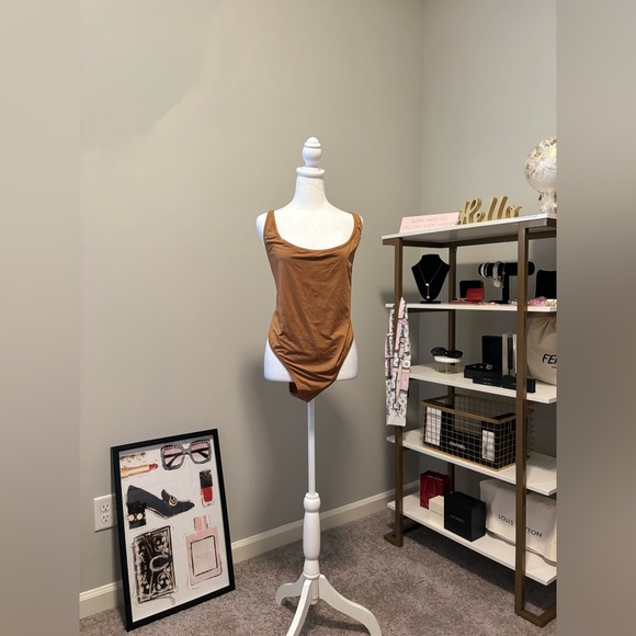 SKIMS SWIM SCOOP NECK ONE PIECE / NWT - Picture 5 of 5